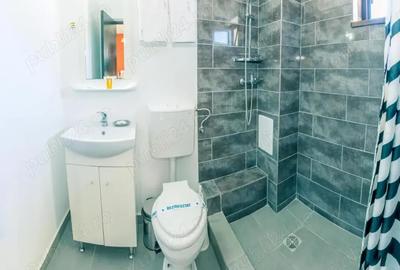 Casă cu 6 camere cu Teren 257 Mp în Vama Veche - 1