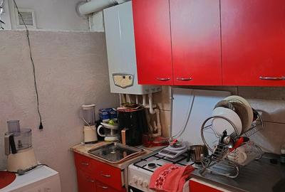 Garsonieră decomandată în Central - 1