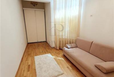 Apartament cu 3 camere decomandat, mobilat în Neptun - 10