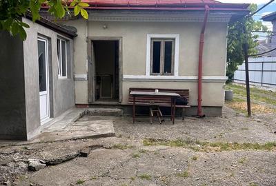 Casă cu 3 camere cu Teren 1300 Mp în Central - 18