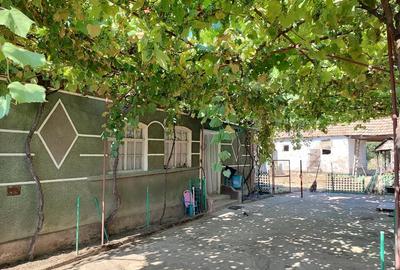 Casă cu 2 camere cu Teren 1400 Mp în Husasău de Tinca