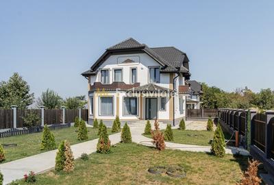 Casă cu 5 camere cu Teren 457 Mp în Dobreni