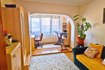 Duplex cu 6 camere cu Canalizare în 1 Mai - 10
