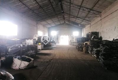 Spațiu industrial, de 560 mp, în Zona Industrială - 10