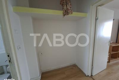 Apartament cu 2 camere semidecomandat în Cedonia