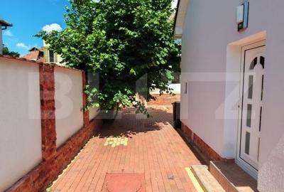 Casă cu 5 camere cu Teren 900 Mp în Ultracentral