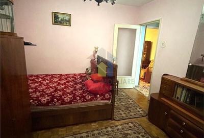 Apartament cu 2 camere semidecomandat în Hipodrom
