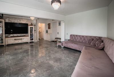 Apartament cu 2 camere decomandat în Apollo