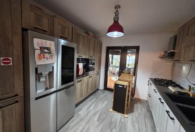 Duplex cu 4 camere cu Teren 250 Mp în Bucium - 2