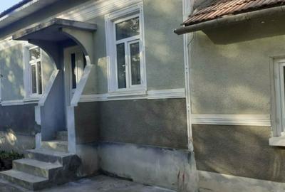 Casă cu 4 camere decomandat în Brastavățu - 4