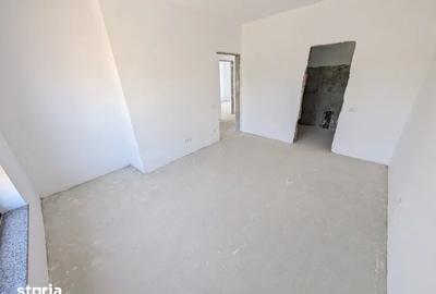 Casă cu 4 camere cu Teren 400 Mp în Central
