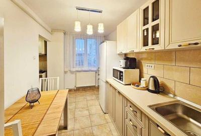 Apartament cu 3 camere decomandat în Exterior Vest - 1