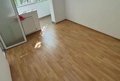 Apartament cu 2 camere nedecomandat în Decebal - 2