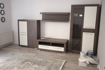 Apartament cu 2 camere decomandat în Tăuți - 4