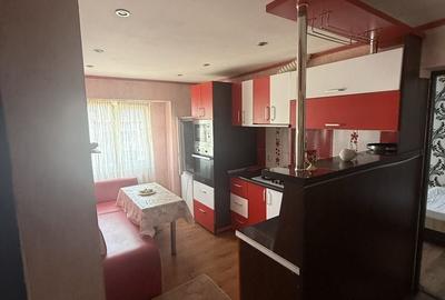 Apartament cu 3 camere în Central - 2