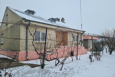 Casă cu 4 camere în Pecineaga - 8