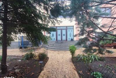 Casă individuală cu 14 camere cu Canalizare în Cernica - 2