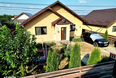 Casă cu 3 camere cu Teren 410 Mp în Miroslava