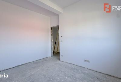Casă cu 5 camere cu Teren 393 Mp în Moșnița Nouă - 3