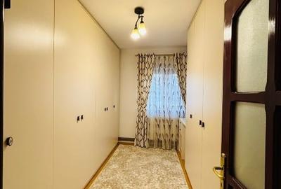 Apartament cu 4 camere decomandat în Central - 3