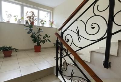 Apartament cu 2 camere decomandat, mobilat în Florești
