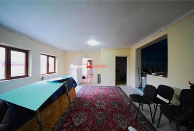 Casă cu 2 camere cu Teren 1133 Mp în Sud - 2