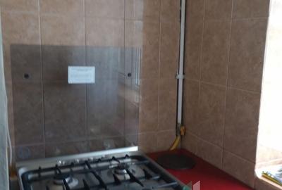 Apartament cu 2 camere decomandat în Zorilor
