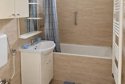 Apartament cu 3 camere decomandat în Gheorgheni