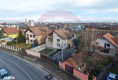 Casă cu 4 camere cu Teren 500 Mp în Central - 11