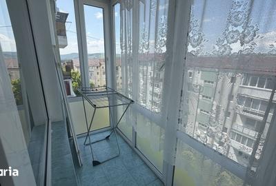 Apartament cu 3 camere decomandat în Central - 3