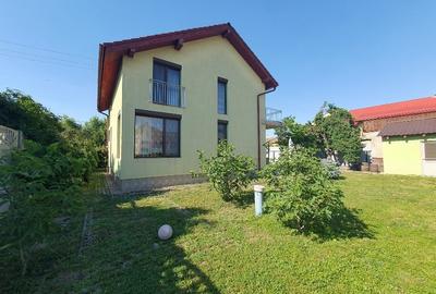 Casă individuală cu 5 camere cu Canalizare în Ronaț - 1