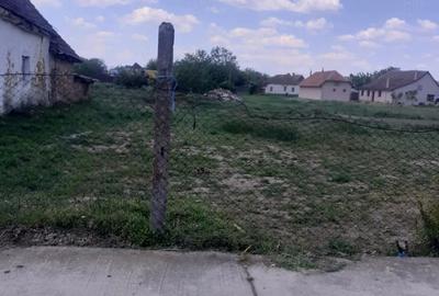 Teren de 1080 mp, în Bulgăruș - 2