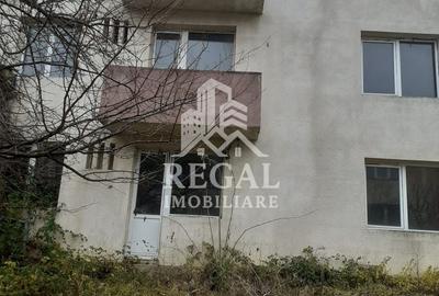 Apartament cu 2 camere semidecomandat în Ghelari