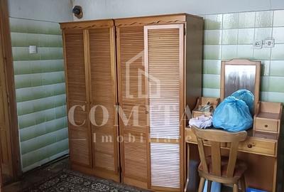 Casă cu 4 camere în Sânnicoară