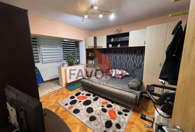 Apartament cu 3 camere decomandat în Aradului - 13