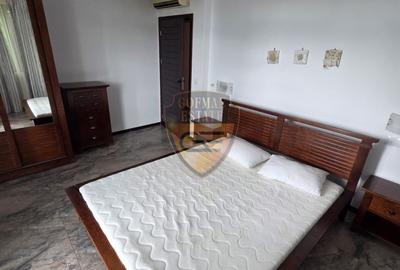 Casă cu 5 camere cu Canalizare în Central - 6