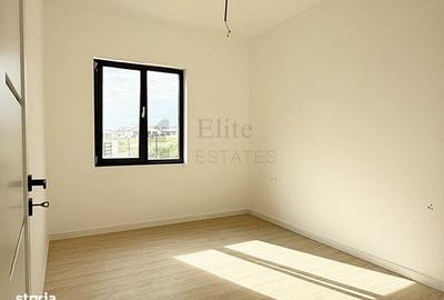 Casă cu 3 camere decomandat în Central