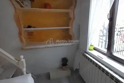 Apartament cu 2 camere decomandat în Gara de Nord