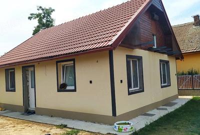 Casă cu Teren 2055 Mp în Cebza