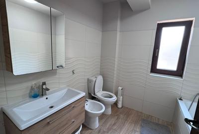 Apartament cu 3 camere nedecomandat în Central - 15