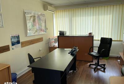 Spațiu comercial, de 20 mp, în Central - 8