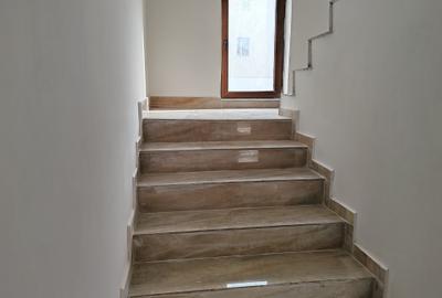 Casă cu 3 camere cu Canalizare în Bartolomeu - 4