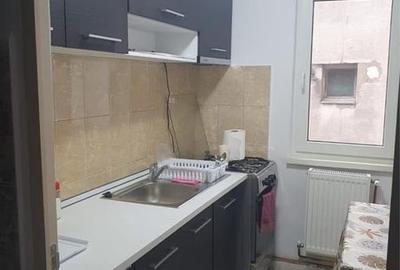 Apartament cu 3 camere decomandat în Exterior Vest - 1