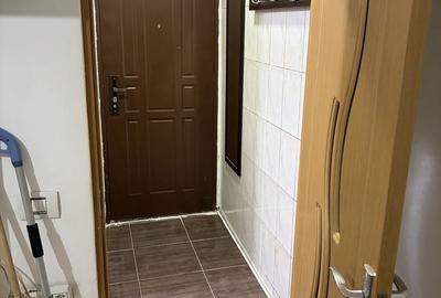 Apartament cu 2 camere semidecomandat în Tomis Nord