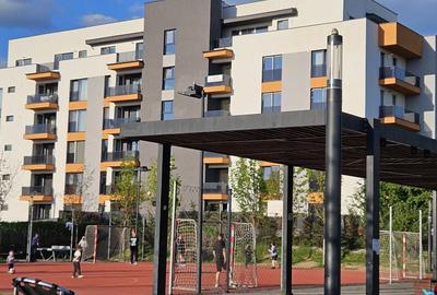 Apartament cu 2 camere decomandat în Între Lacuri