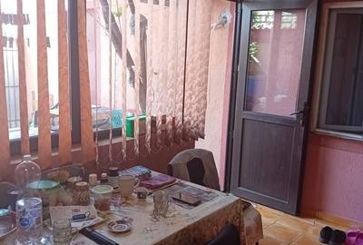Casă cu 4 camere în 23 August (Cațelul) - 1