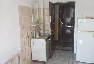 Garsonieră decomandată în Podu Roș - 3