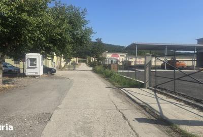 Spațiu comercial, de 300 mp, în Central