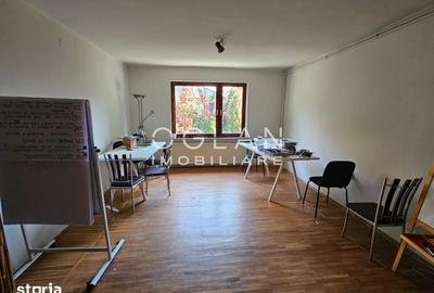 Casă cu 4 camere decomandat cu Teren 472 Mp în Central