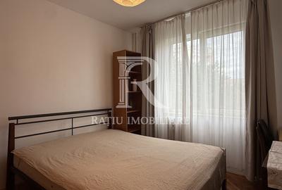 Apartament cu 3 camere decomandat, mobilat în Decebal